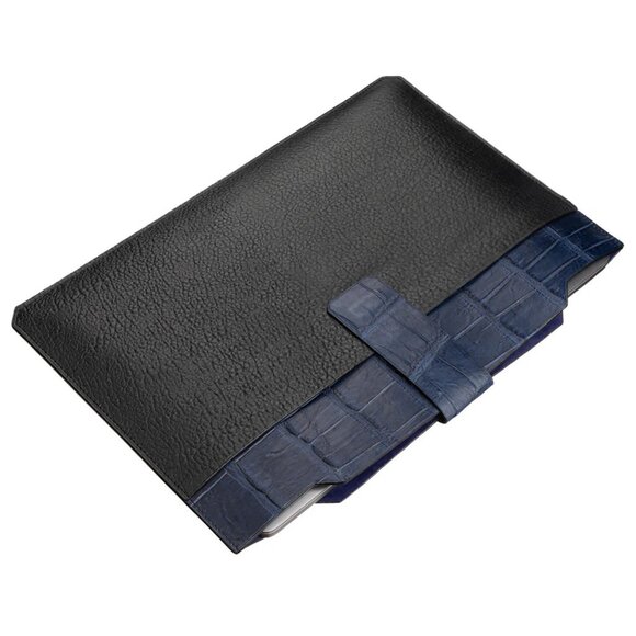 Deep Blue Alligator Laptop Cover – Premium Quality - Picture 1 of 5